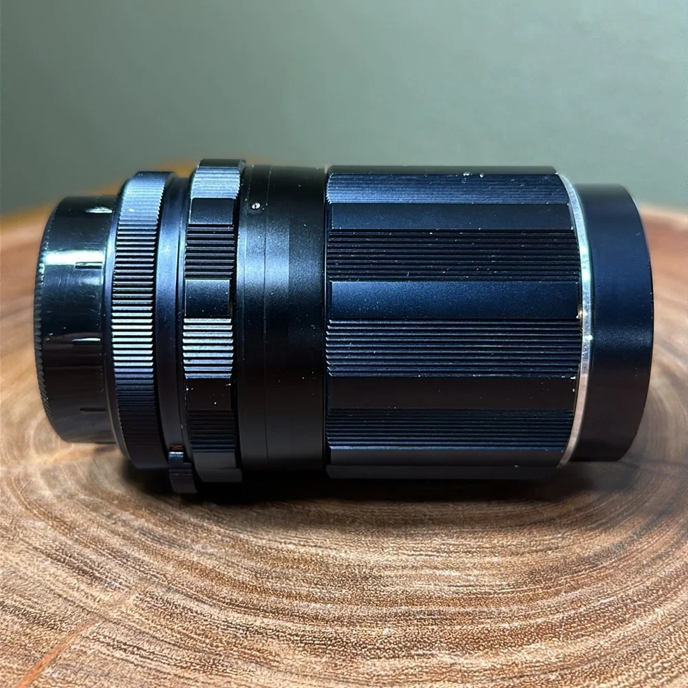 Pentax Super-Takumar 135mm f/3.5 Lens w/ Leather Case - M42 Mount - Picture 3 of 12